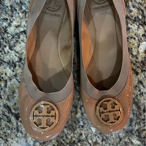 Tory Burch Tan/Neutral Patent Leather Flats